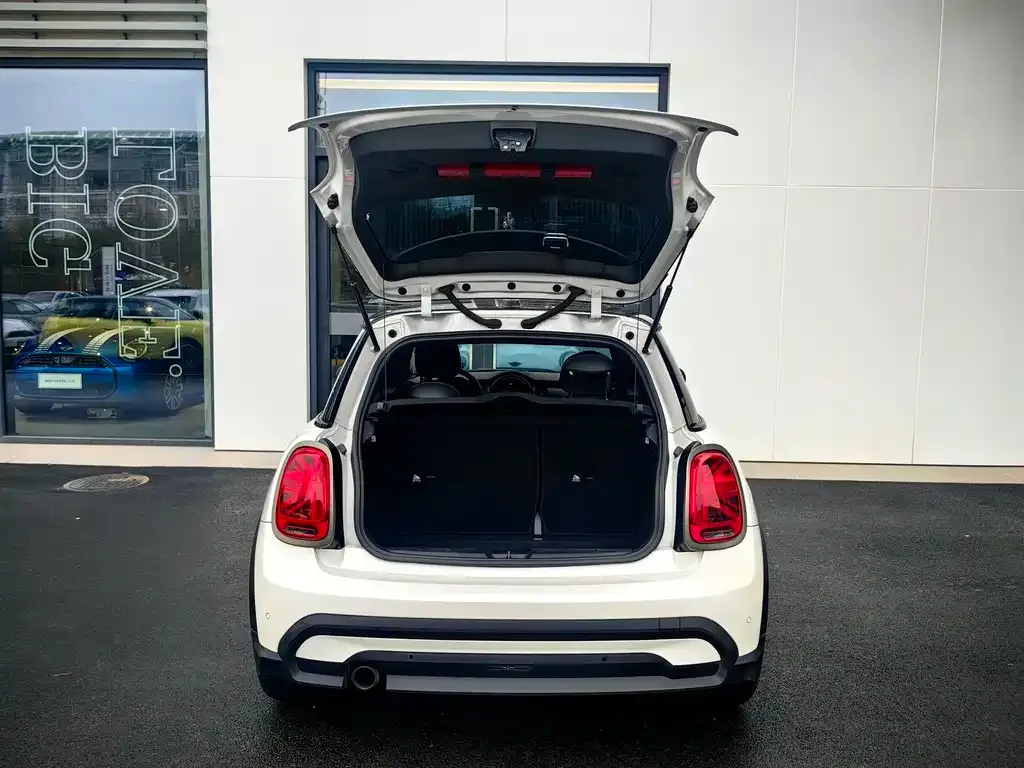 MINI Cooper (3-door) 2023 из CN, фото 3