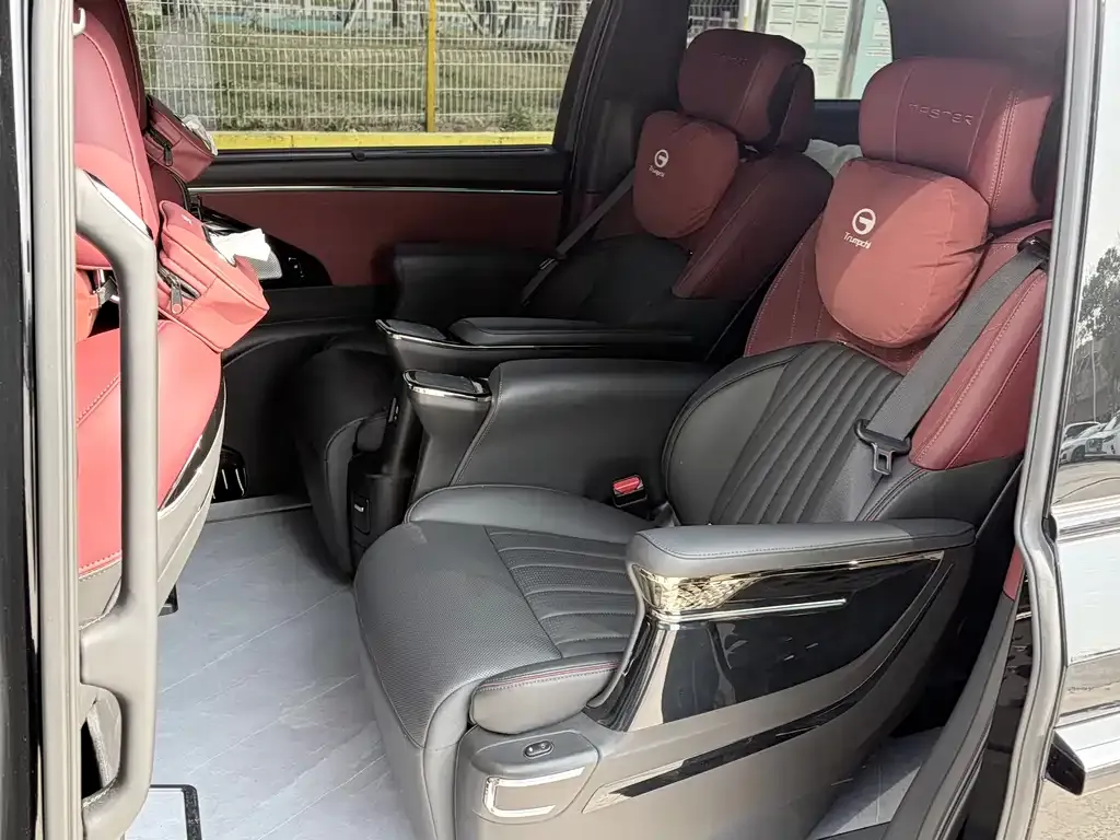 GAC Motor Trumpchi M8 — фото 4