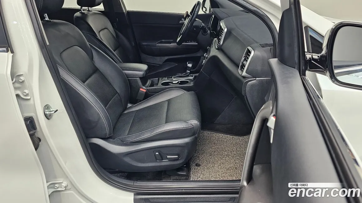Kia Sportage — фото 10