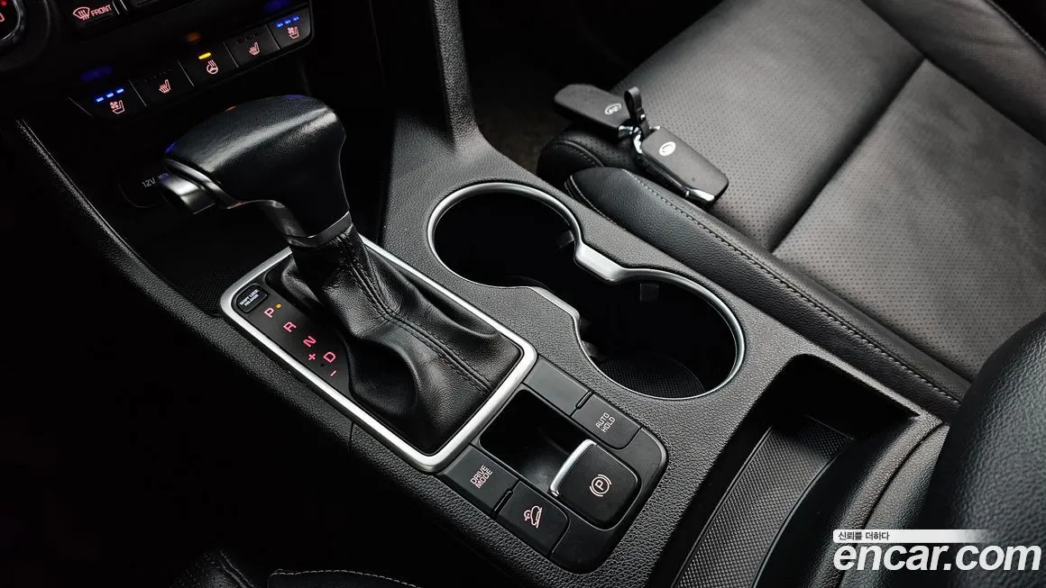 Kia Sportage — фото 8