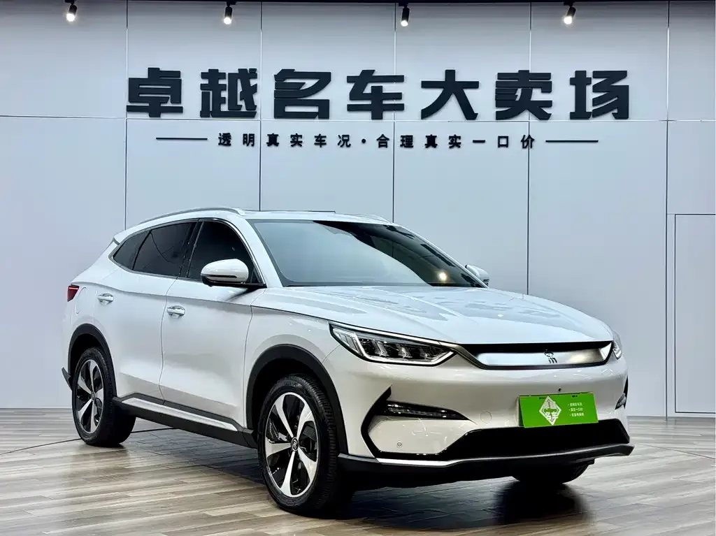 BYD PLUS New Energy — фото 5