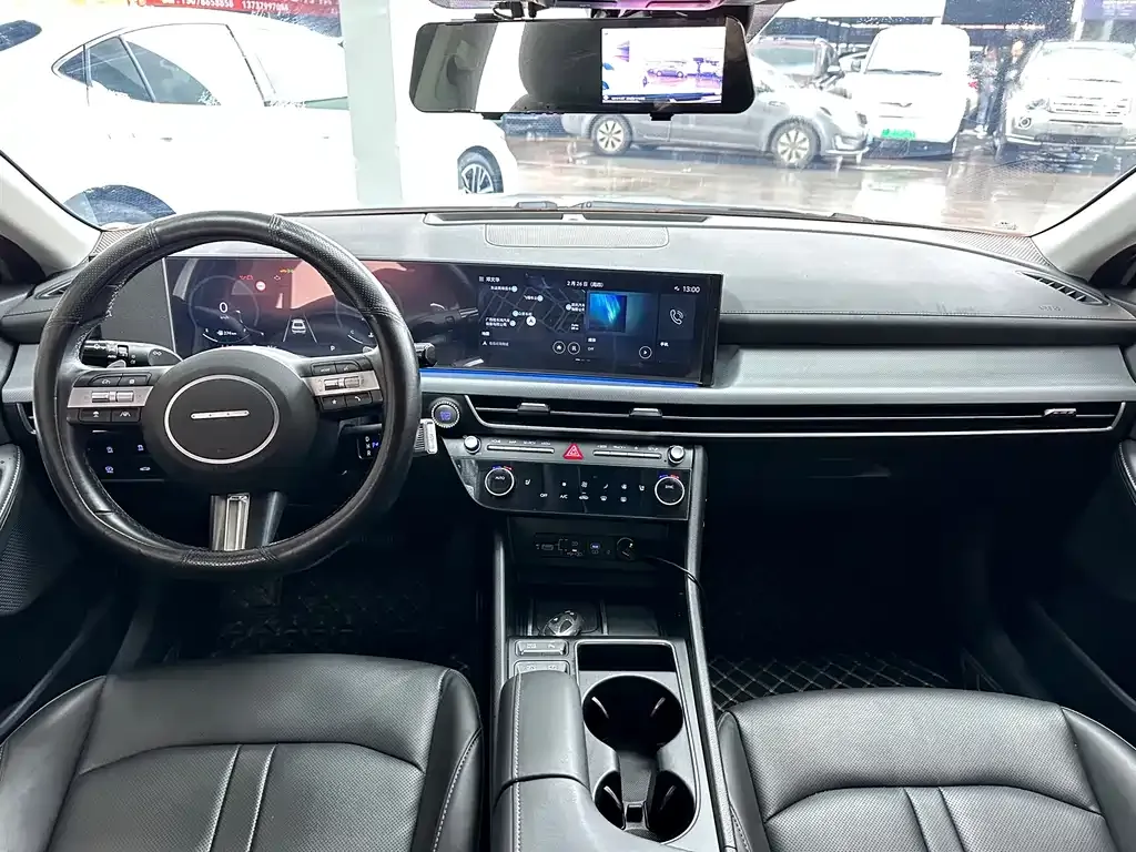 Hyundai Sonata — фото 6