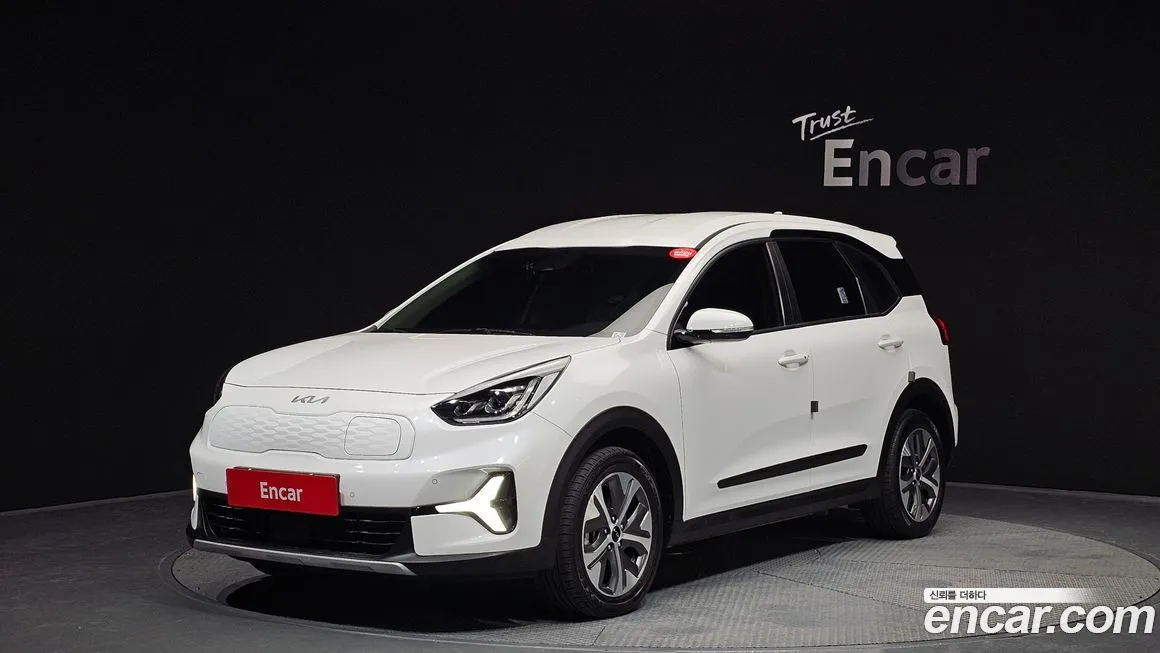 Kia Niro 2023 из KR, фото 1