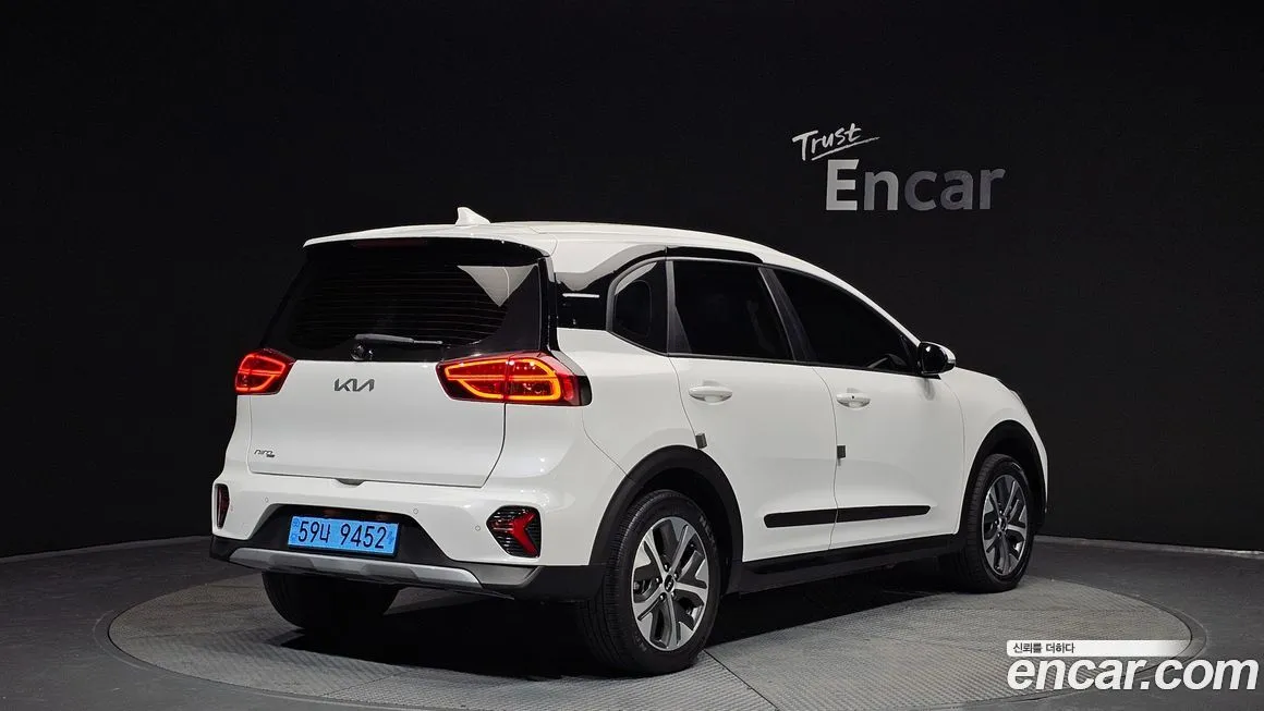 Kia Niro 2023 из KR, фото 3