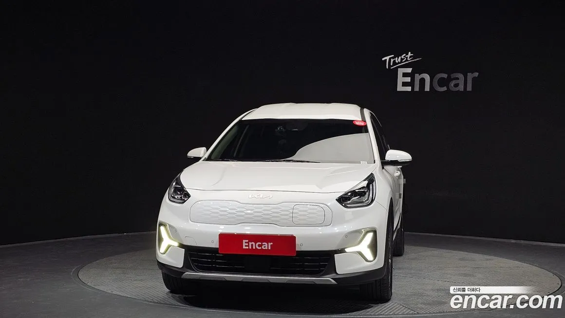 Kia Niro 2023 из KR, фото 7