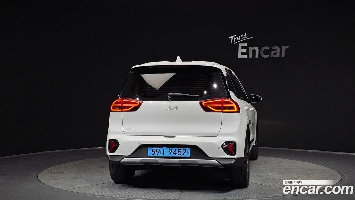 Kia Niro 2023 из KR, фото 10