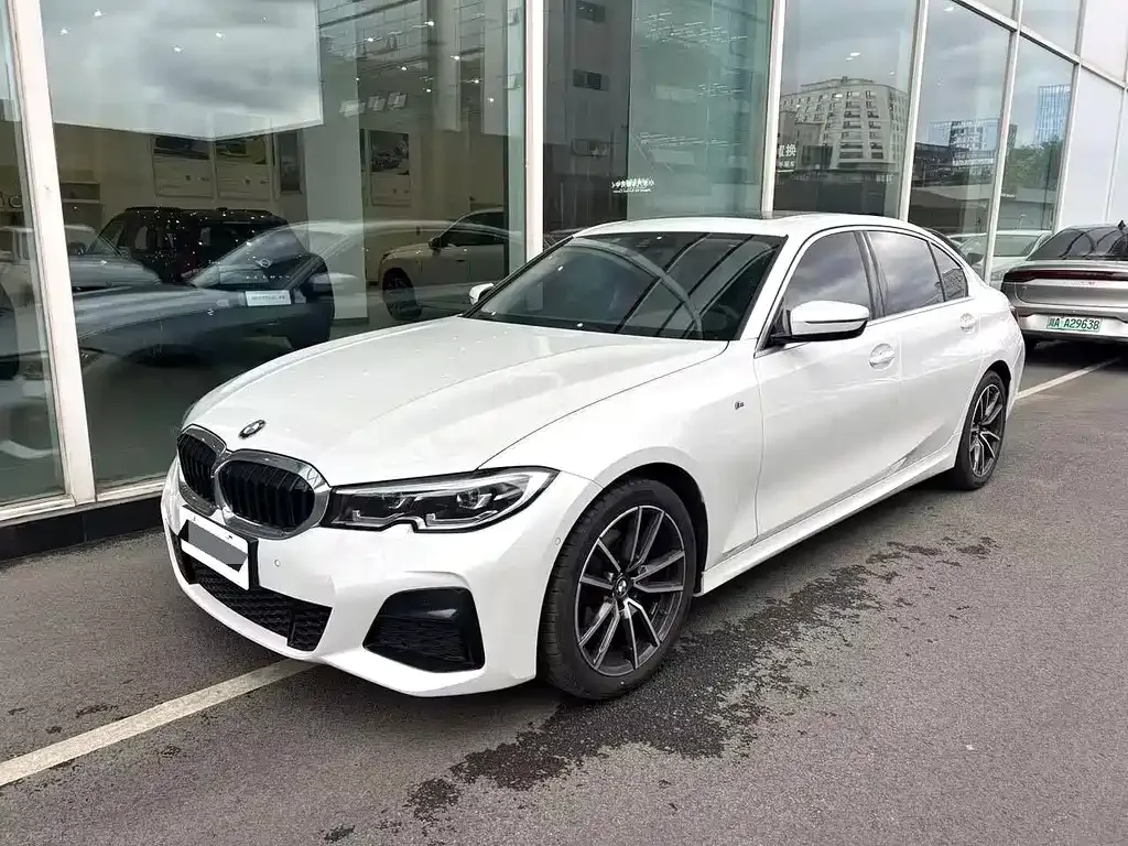 BMW 3 Series — фото 1