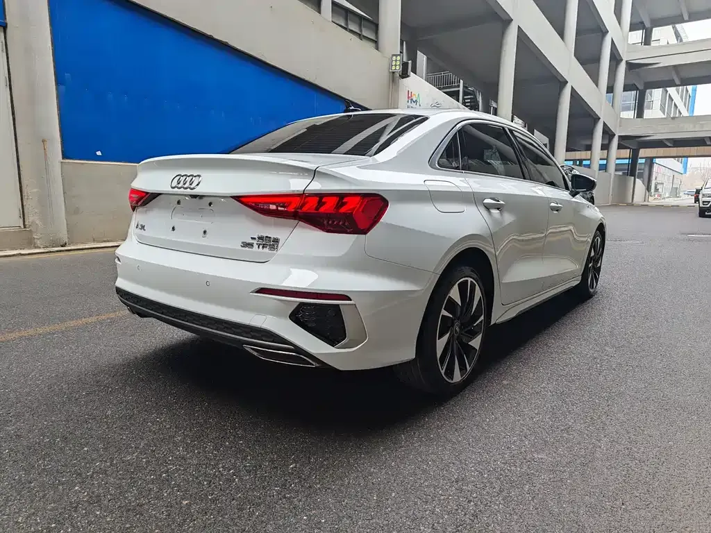 Audi A3 2022 из CN, фото 8
