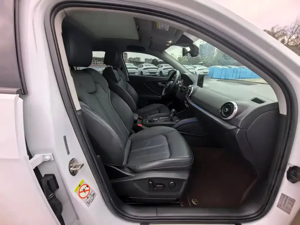Audi Q2L 2022 из CN, фото 6