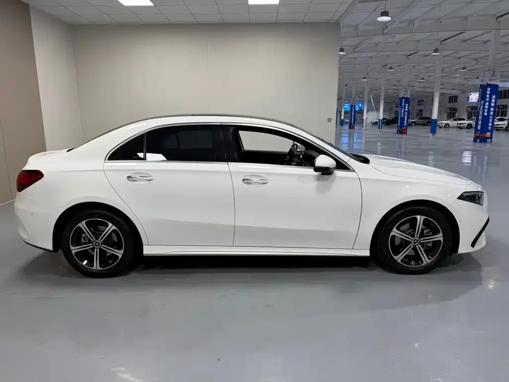 Mercedes-Benz A-Class 2025 из CN, фото 7