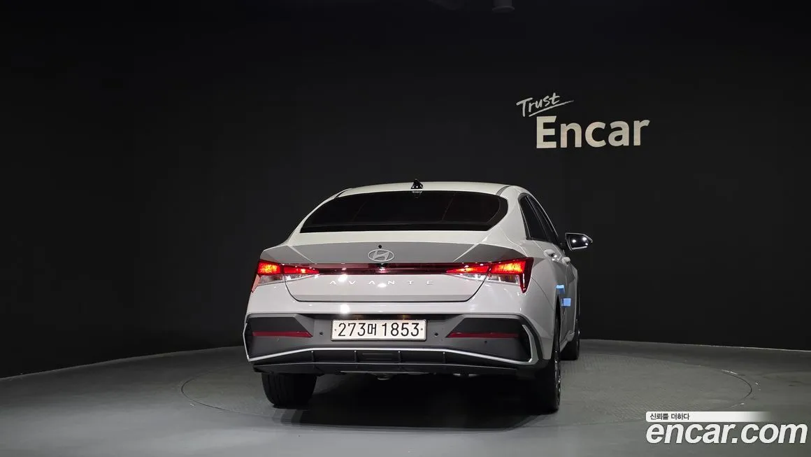 Hyundai AVANTE — фото 2