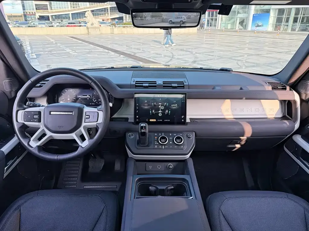 Land Rover Defender — фото 8