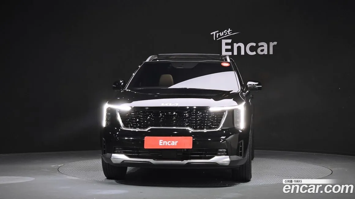 Kia Sorento — фото 8