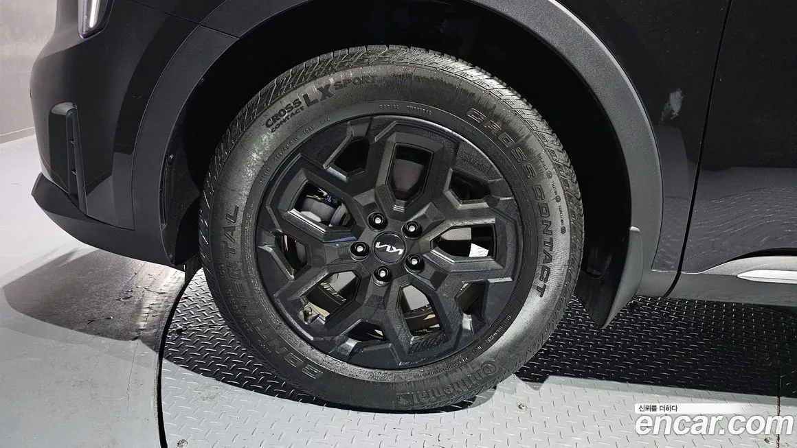 Kia Sorento — фото 4