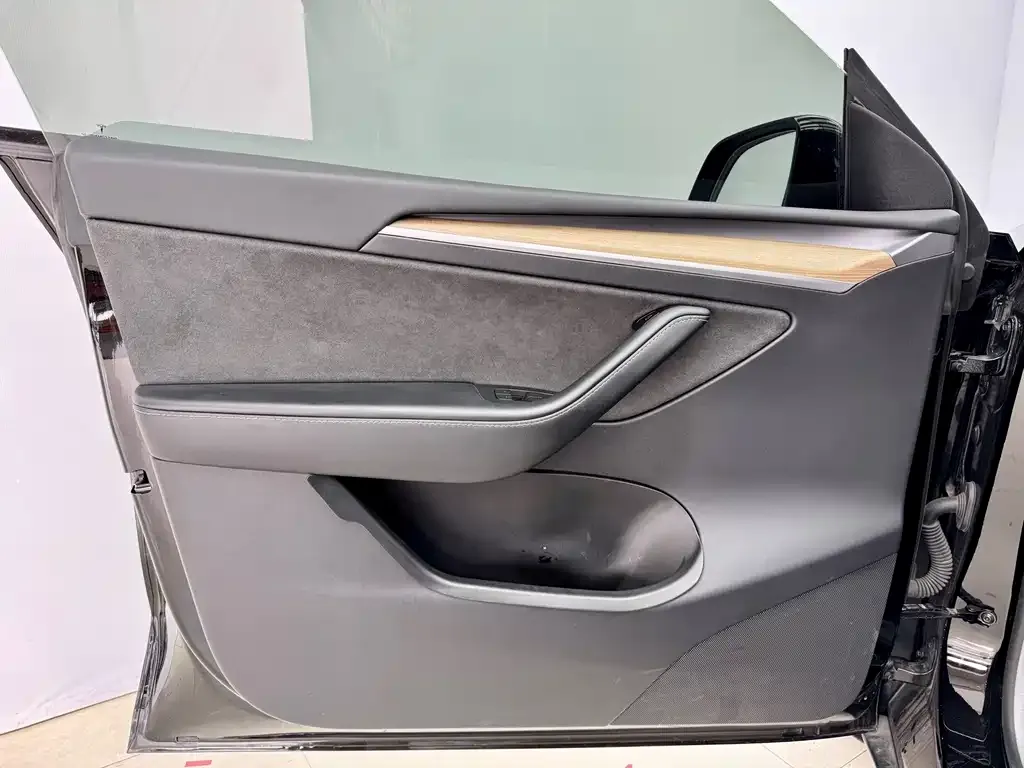Tesla Model Y 2022 из CN, фото 6