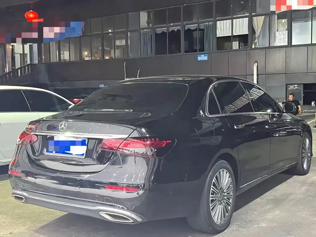 Mercedes-Benz E-Class 2023 из CN, фото 5