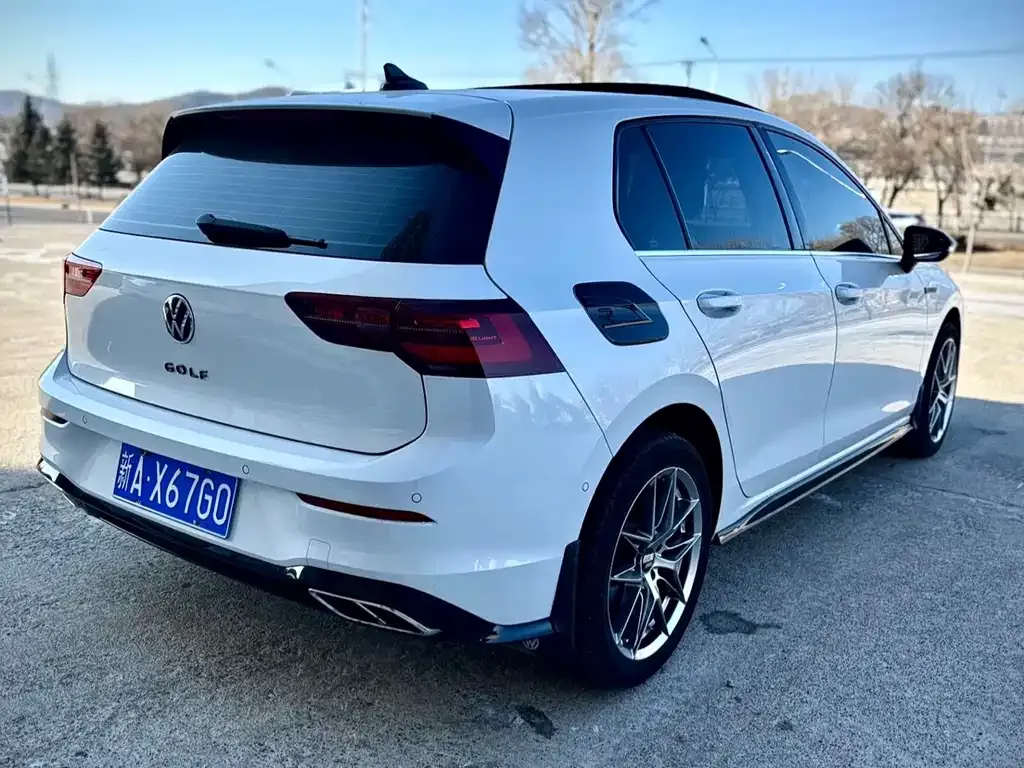 Volkswagen Golf 2022 из CN, фото 9