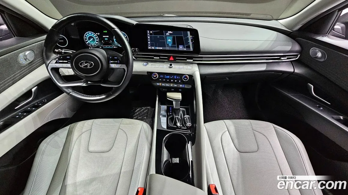 Hyundai AVANTE — фото 4