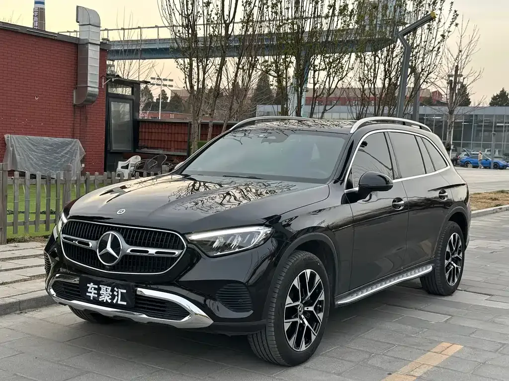 Mercedes-Benz GLC — фото 1
