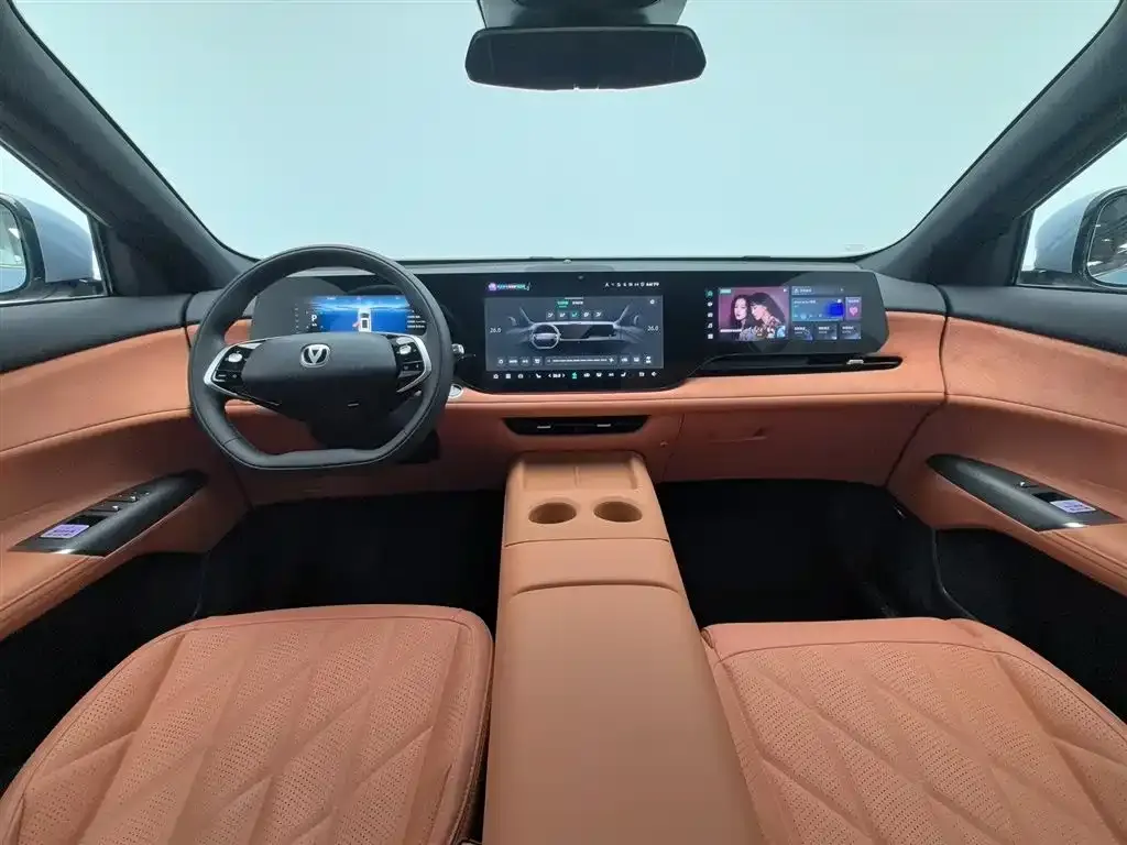 Changan CS75PLUS — фото 10