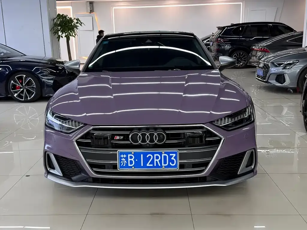 Audi S7 2023 из CN, фото 6