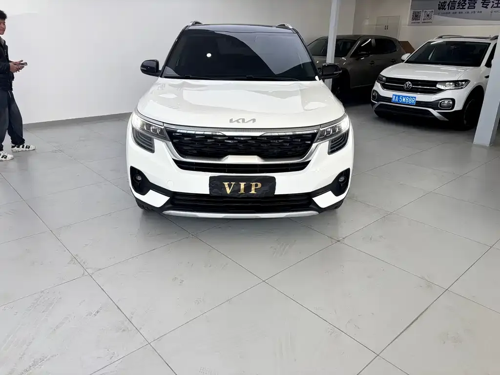 Kia KX3 — фото 1