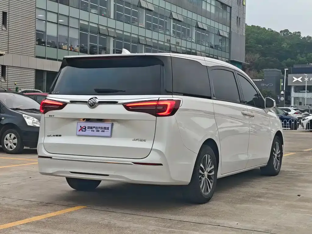 Buick GL8 2021 из CN, фото 7