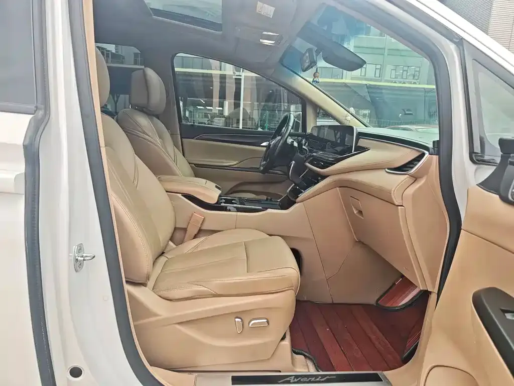 Buick GL8 2021 из CN, фото 8