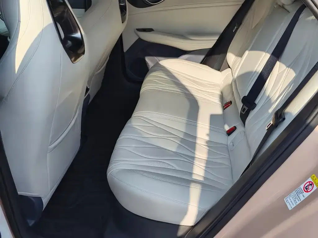 BYD Seal 06GT — фото 2