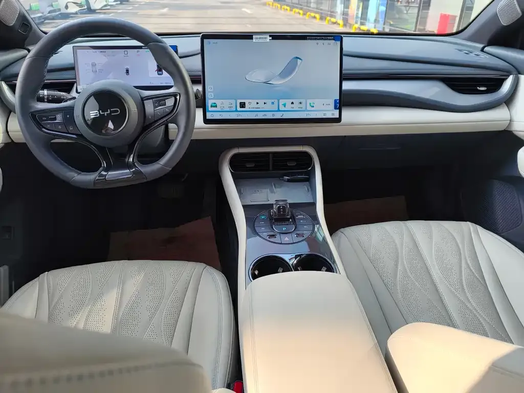 BYD Seal 06GT — фото 6