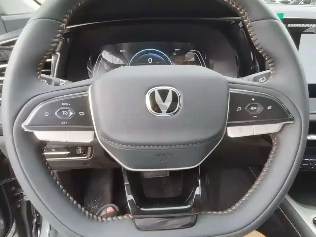 Changan X7 PLUS 2024 из CN, фото 2