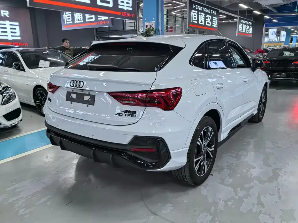 Audi Q3 Sportback — фото 2