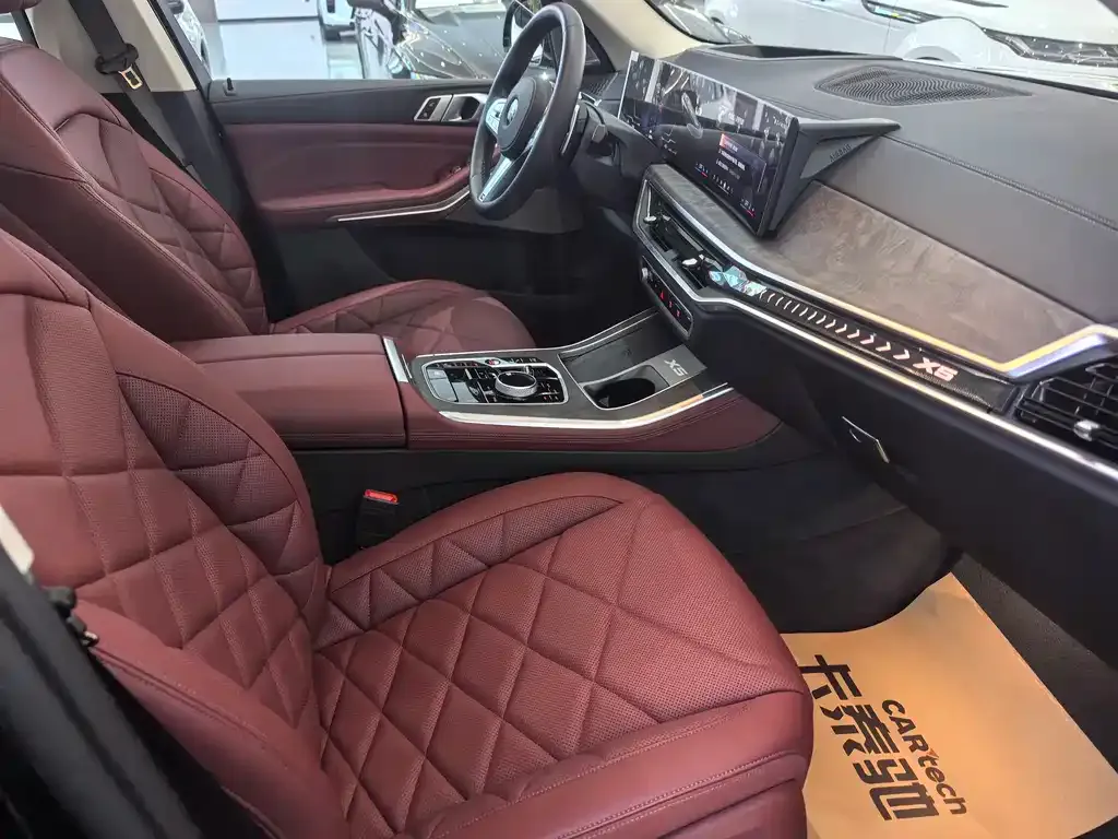 BMW X5 2025 из CN, фото 2