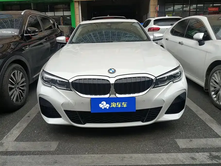 BMW 3 Series 2022 из CN, фото 6