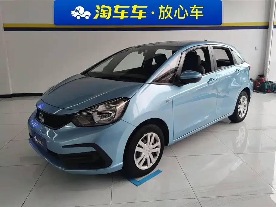 Honda Fit — фото 1