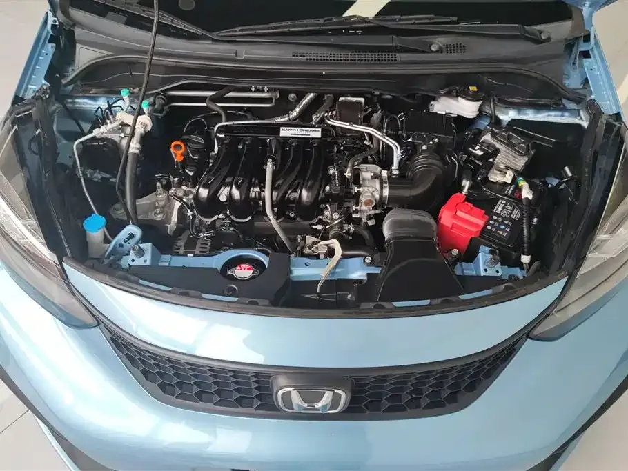Honda Fit — фото 9