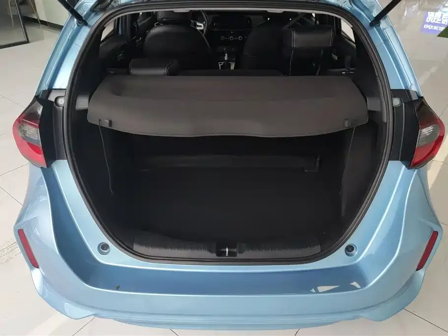 Honda Fit — фото 5