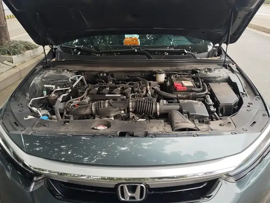 Honda Inspire — фото 6