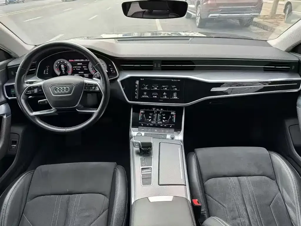 Audi A7L — фото 4
