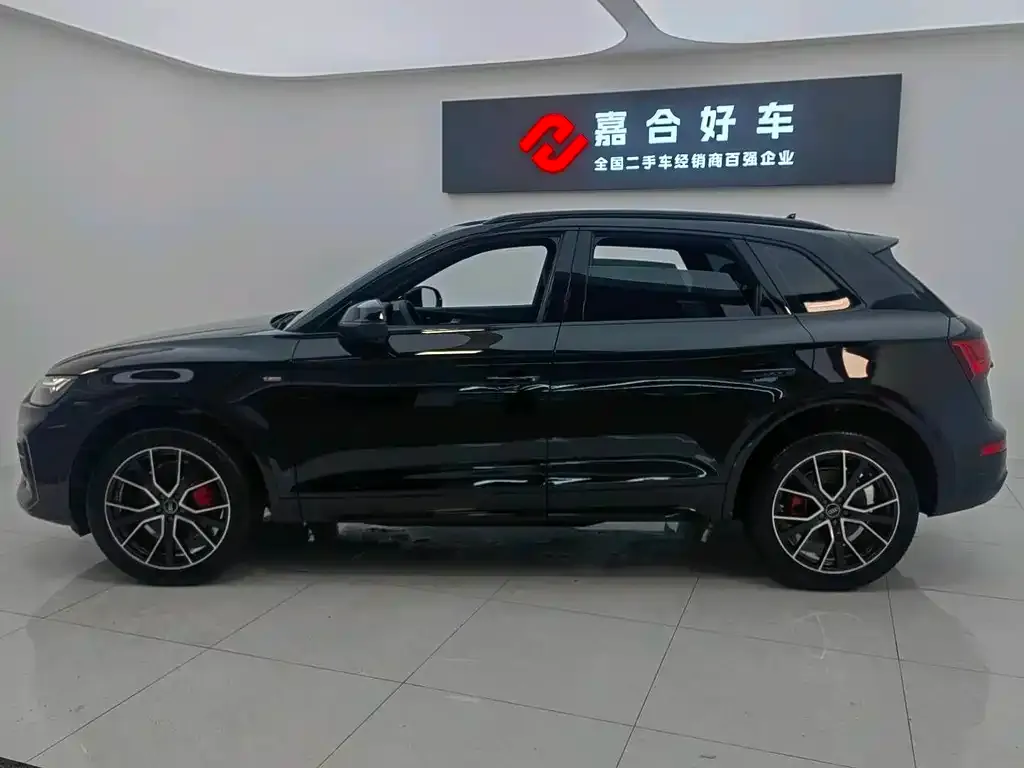 Audi Q5L 2024 из CN, фото 4