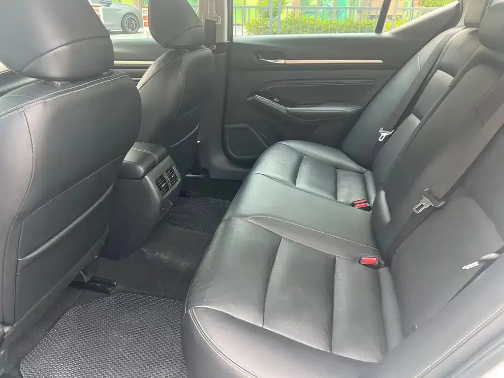 Nissan Teana 2023 из CN, фото 4