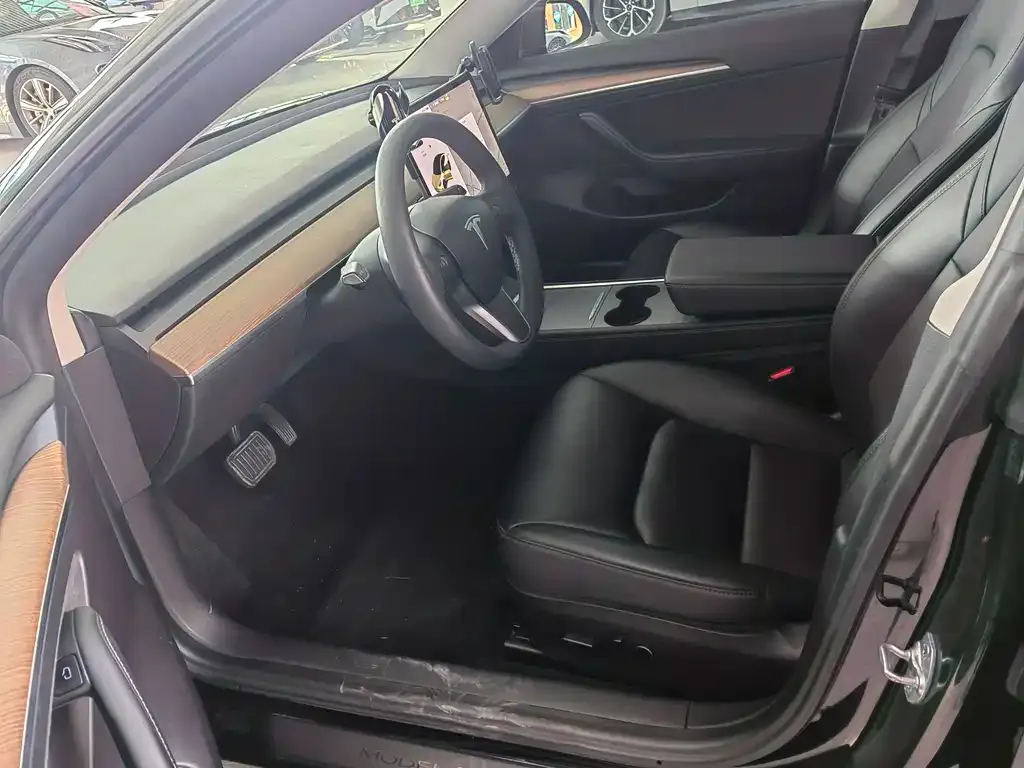 Tesla Model 3 2021 из CN, фото 8