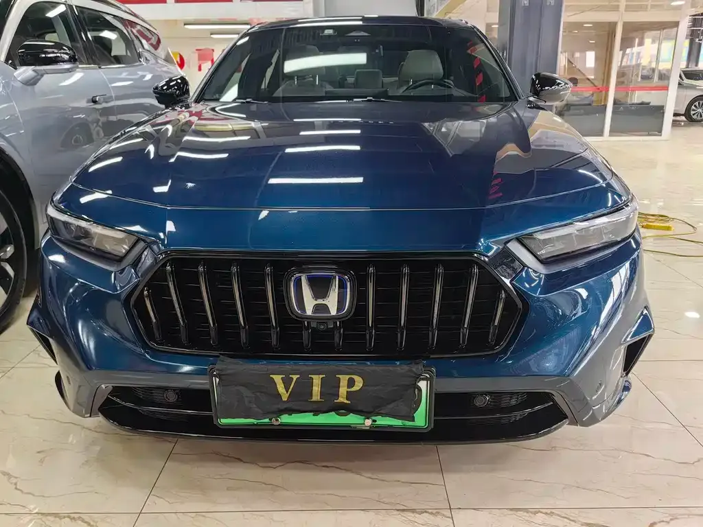 Honda Inspire PHEV 2023 из CN, фото 9