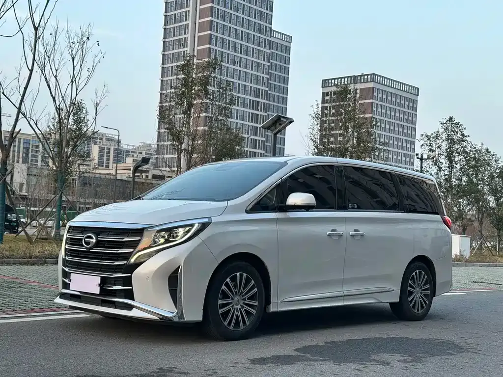 GAC Motor Trumpchi M8 — фото 1
