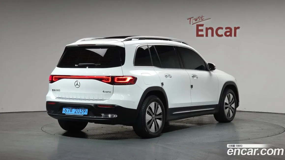 Mercedes-Benz EQB 2024 из KR, фото 9