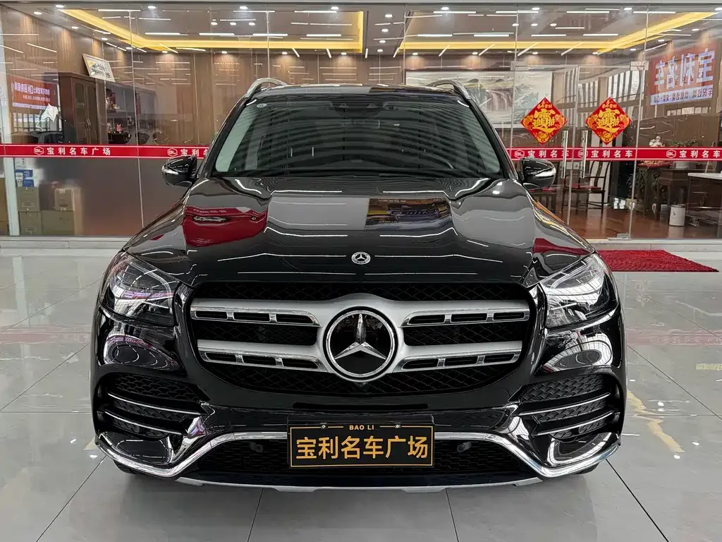 Mercedes-Benz GLS — фото 1