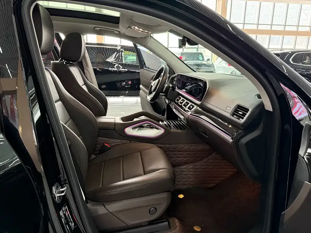 Mercedes-Benz GLS — фото 2