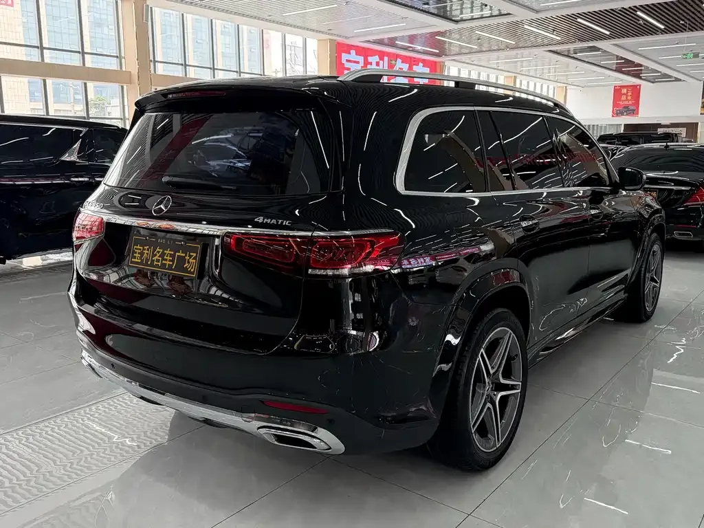 Mercedes-Benz GLS — фото 5