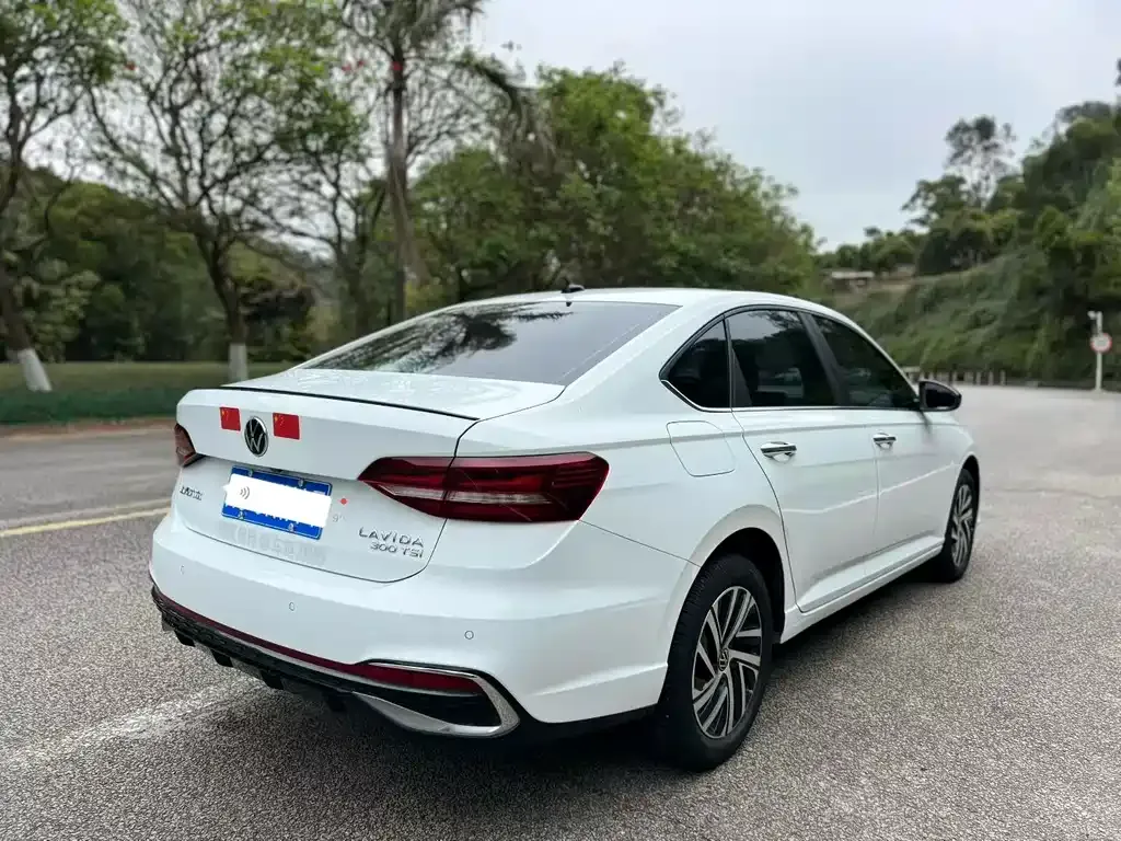 Volkswagen Lavida 2024 из CN, фото 2