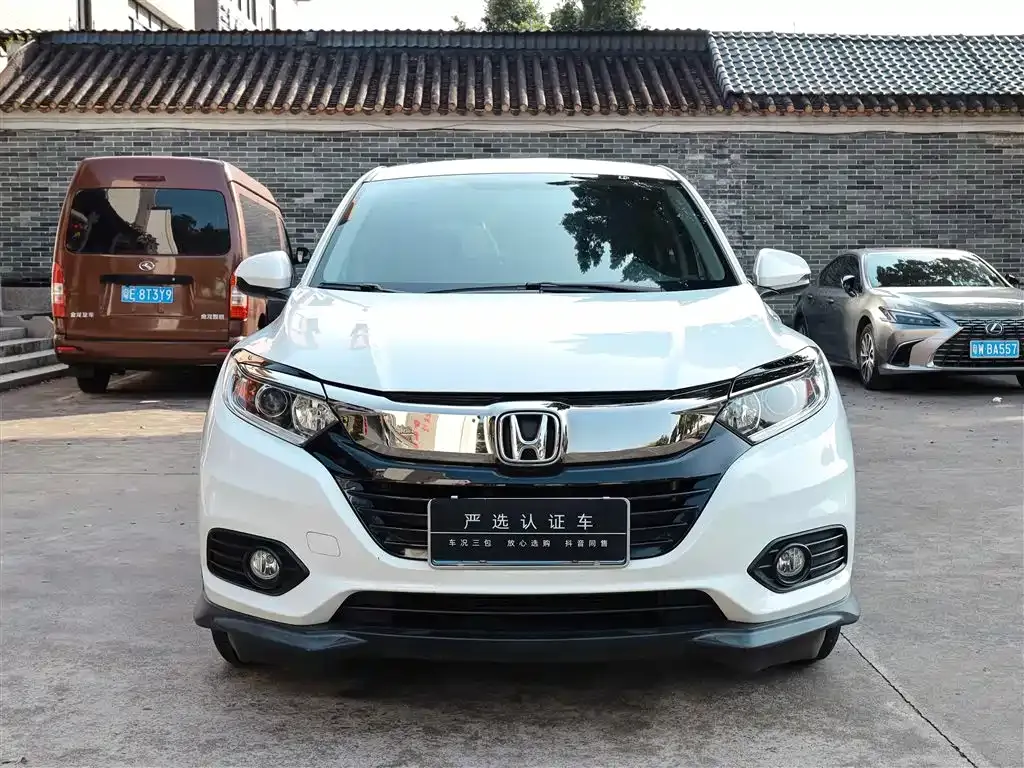 Honda Vezel — фото 8